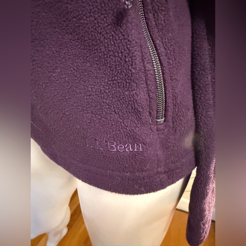 L.L.Bean's Women's Mountain Fleece Coat Purple Size Small Reg Polartec - Picture 3 of 7